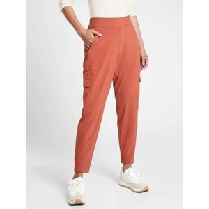 ATHLETA Chelsea Cargo Lined Pant. Size 2 Tall.